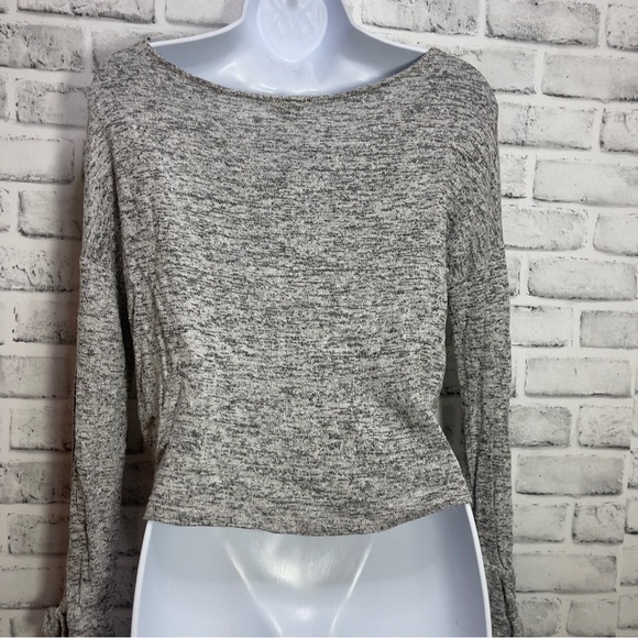 Garage Tied Bell Sleeve Crop Lightweight Sweater Small - Picture 4 of 9